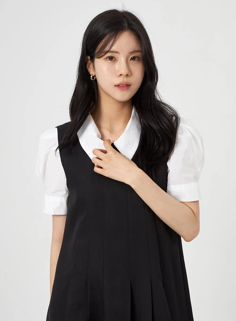 Sleeveless Pleated Dress OA317