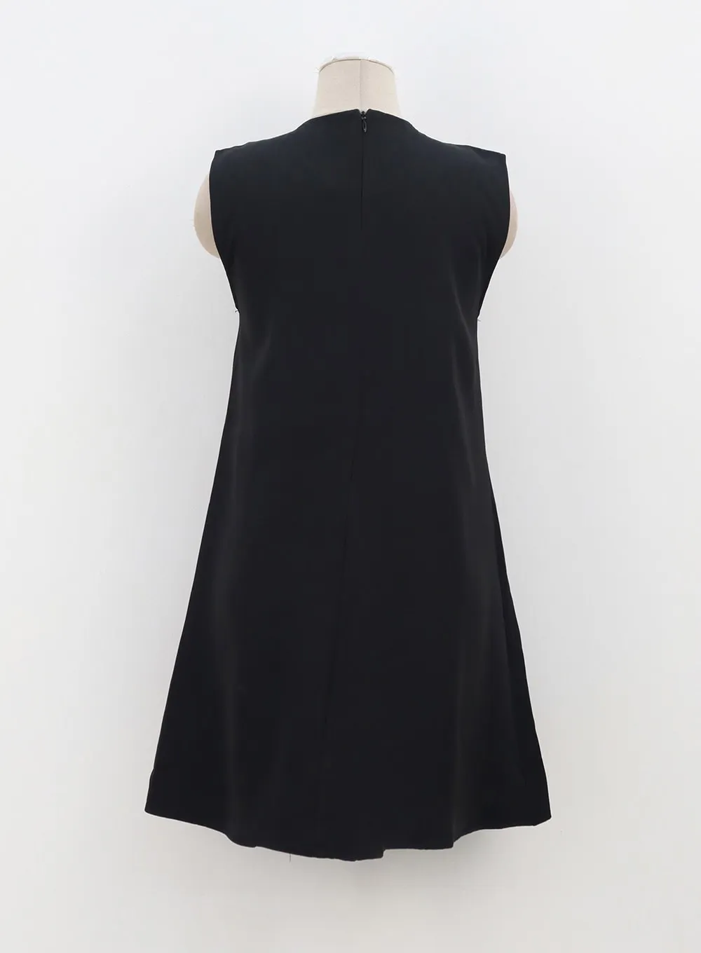 Sleeveless Pleated Dress OA317