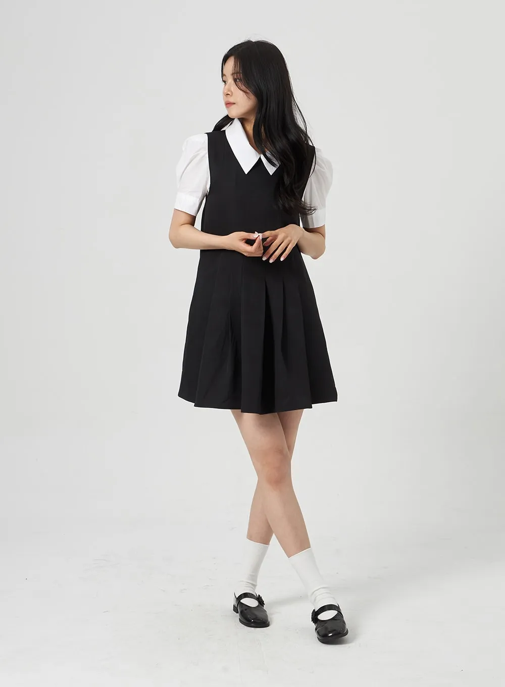Sleeveless Pleated Dress OA317